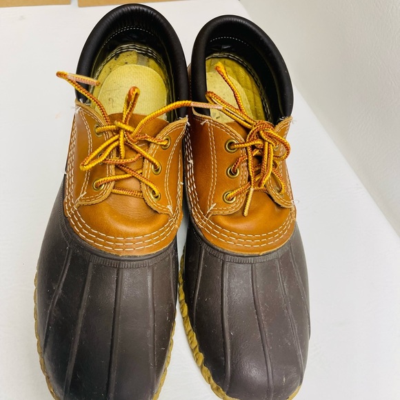 L.L. beans mens waterproof boots size 9 - Picture 2 of 7